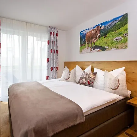 Apartment 5 Sterne Allgaeuer Alm Mit Schwimmbad Und Sauna *