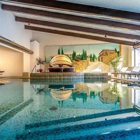 5 Sterne Allgaeuer Alm Mit Schwimmbad Und Sauna * Oberstaufen